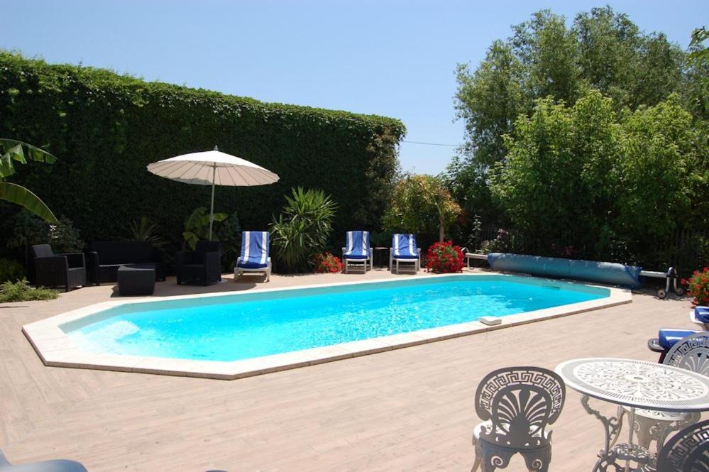 Chambre Seville - Mas Saint-Louis - Piscine Chauffee Aigues-Mortes Exterior foto